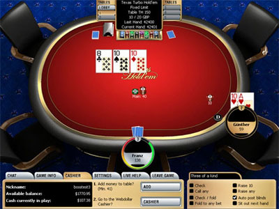 Вид игрового стола на Casino Club Poker.